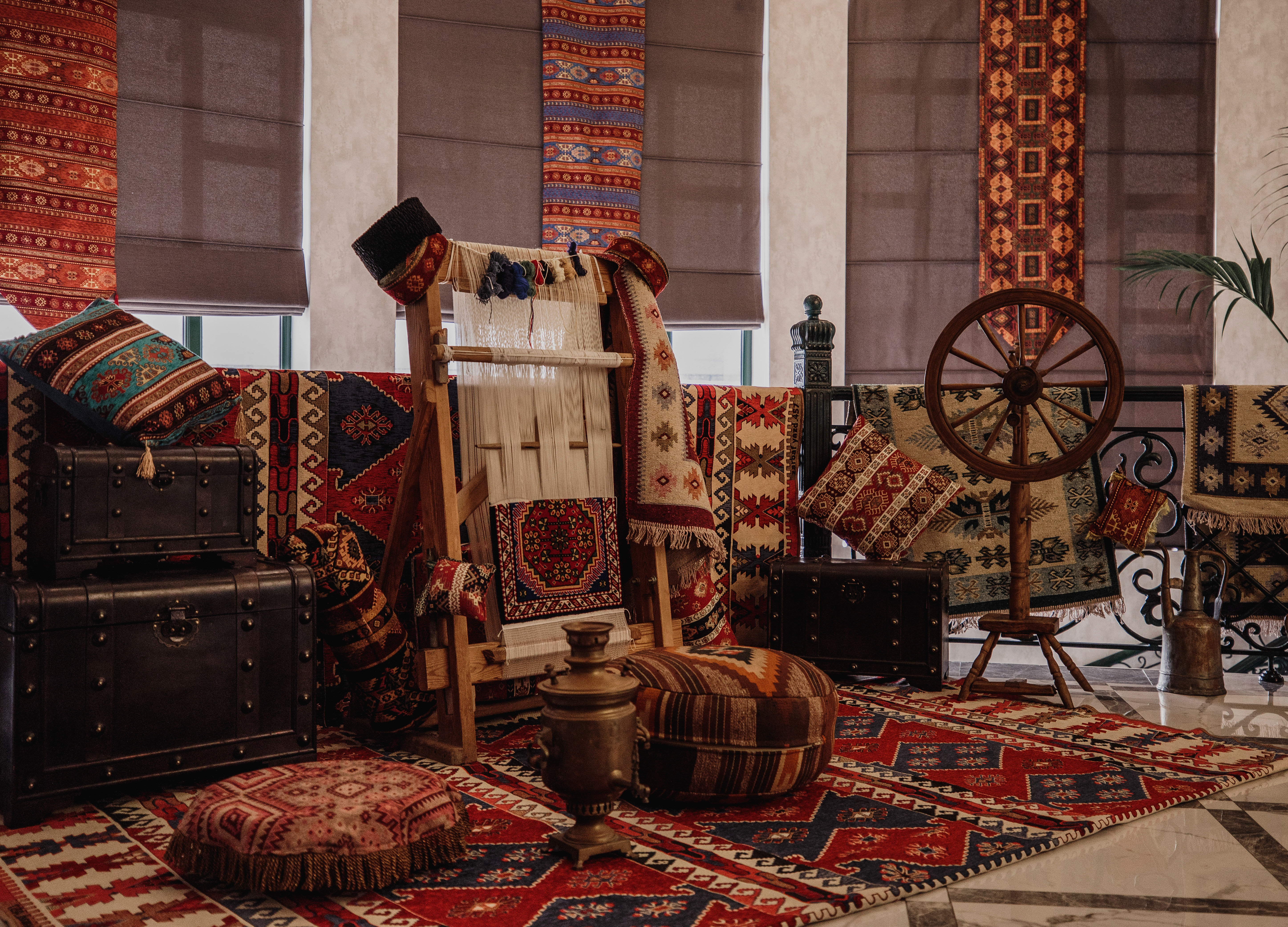 Elegant rugs and carpet designs for home and office